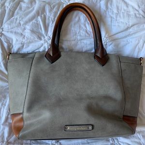 Kathy Ireland Bag/Purse with Removable Strap